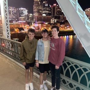 Meet your Posher, Sam